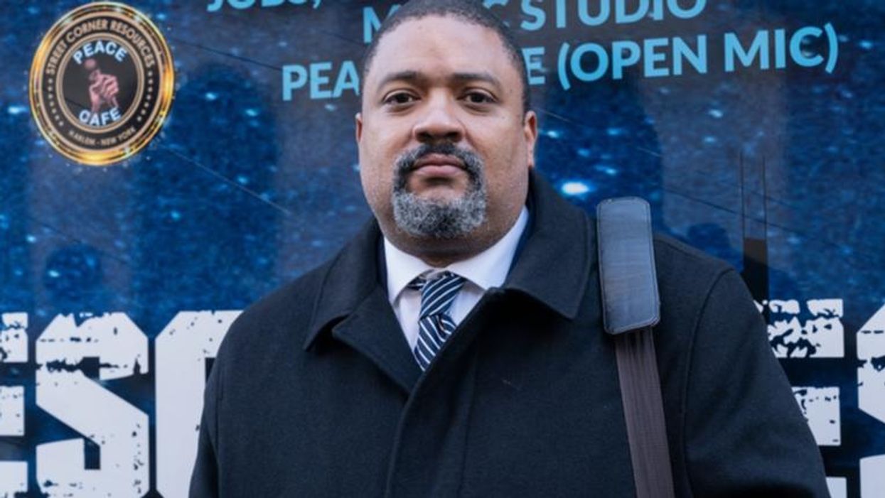 'Just how gullible does Bragg think New Yorkers are?': Columnist blasts Manhattan DA for refusing to indict Donald Trump