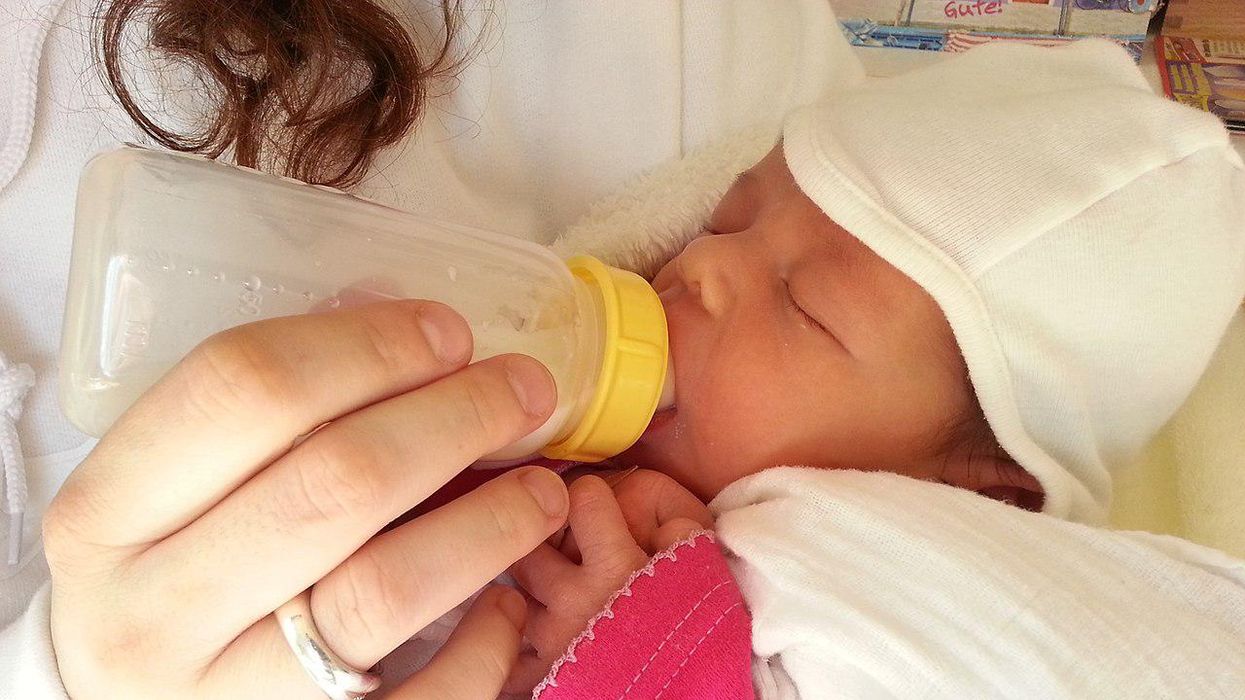 How the U.S. healthcare system is failing new mothers who want to breastfeed: report