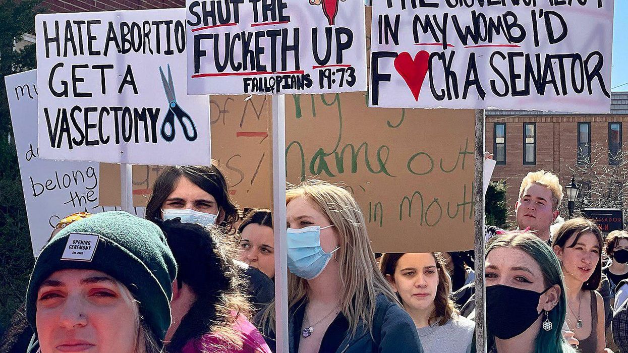 Economists are ‘racing to study’ the ‘impact’ of Roe’s demise: report