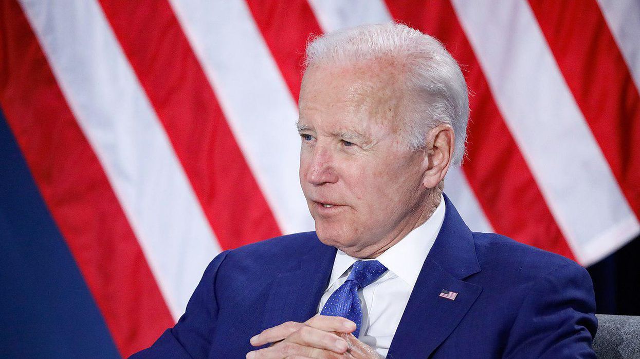 Dana Carvey parodies 'soothing grandpa' Joe Biden while guest-hosting 'Jimmy Kimmel Live'