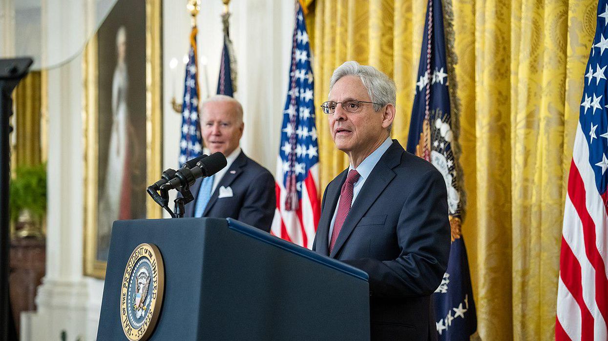 'Overwhelming evidence' but no prosecution? Legal experts grapple with DOJ’s tepid response to Trump