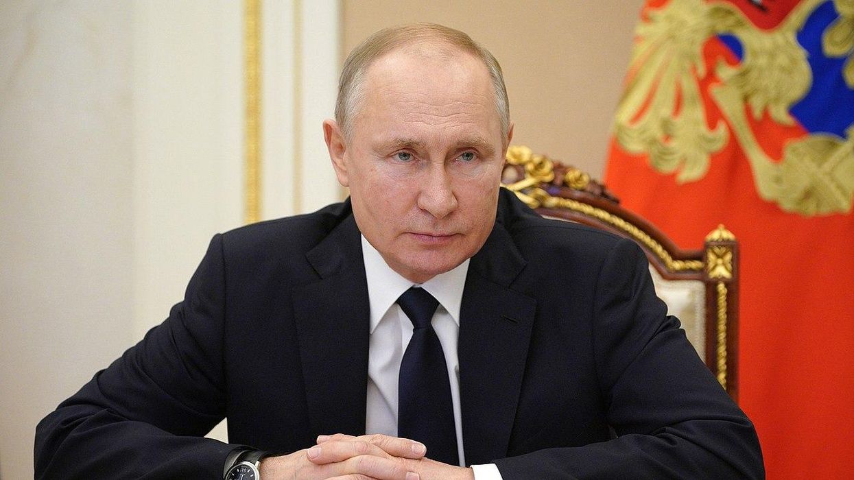 'Dwindling human resources': Kremlin propagandists begging for 'professionals' to immigrate to Russia