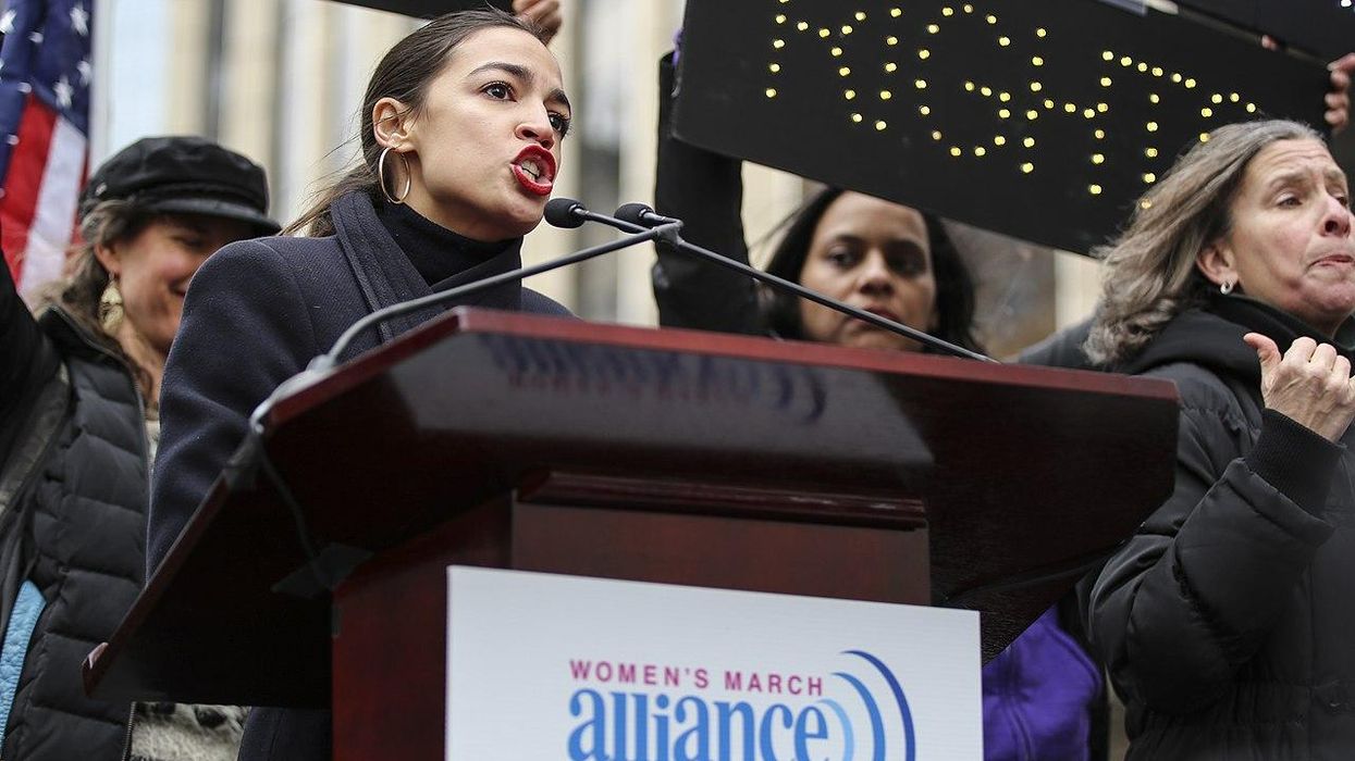 AOC smacks down Elon Musk and defends hiring union labor: 'You should try it sometime'