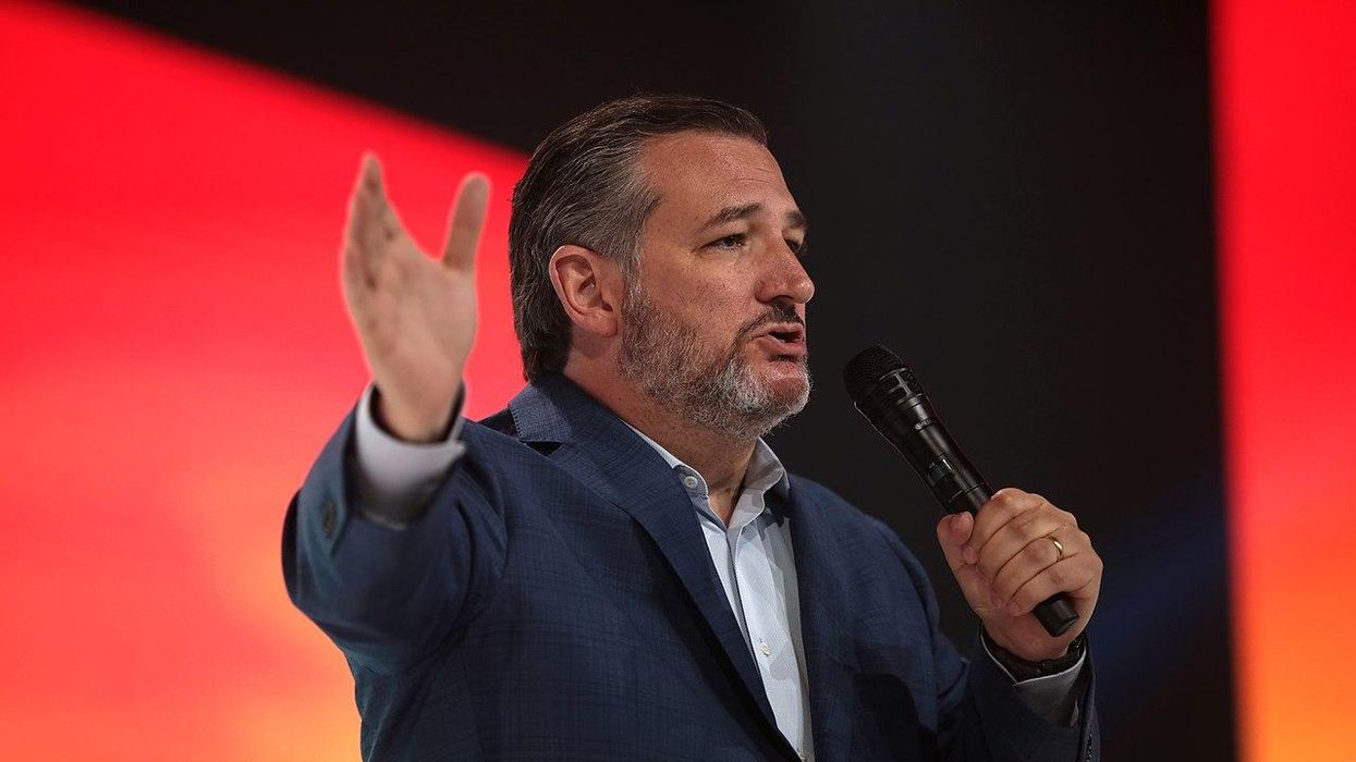 'Off to Mexico again?' Critics brutally mock Ted Cruz following Texas snowstorm forecast