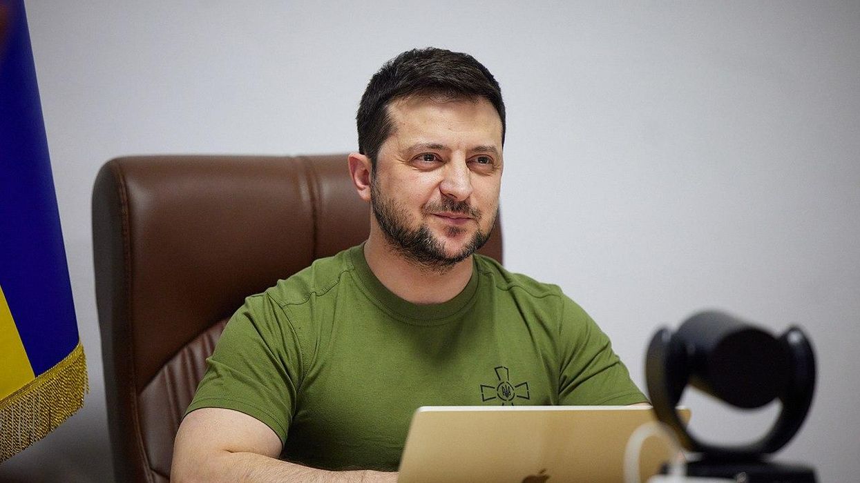Conservative rips apart MAGA claims that Ukraine’s president is fighting a 'war on Christianity'