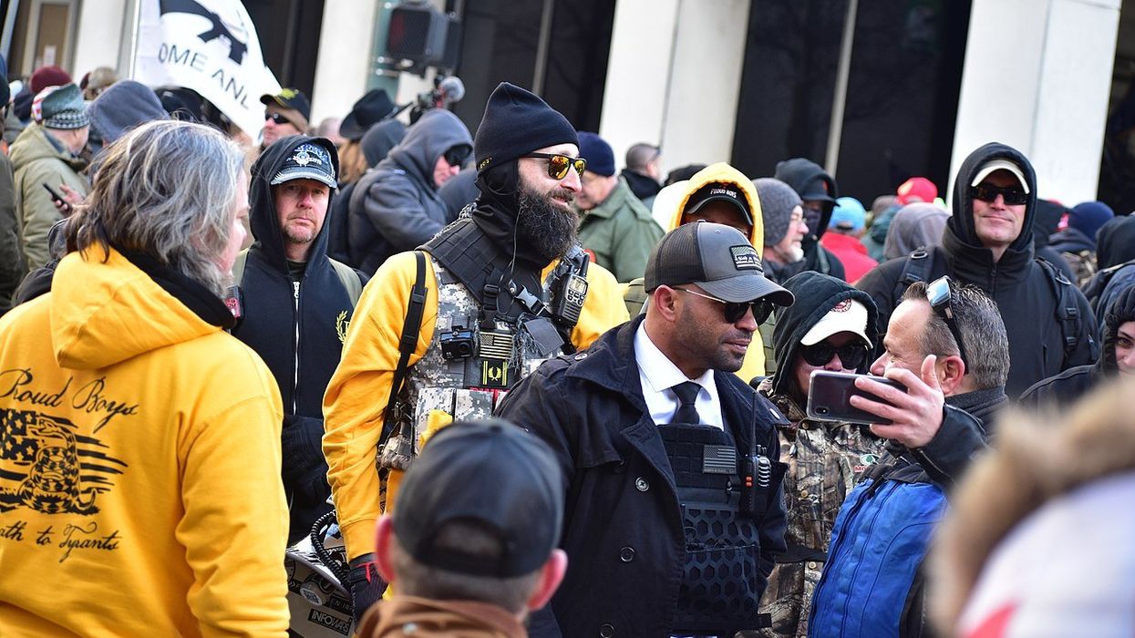 DC police officer 'privately shared' internal information with Proud Boys leader: report