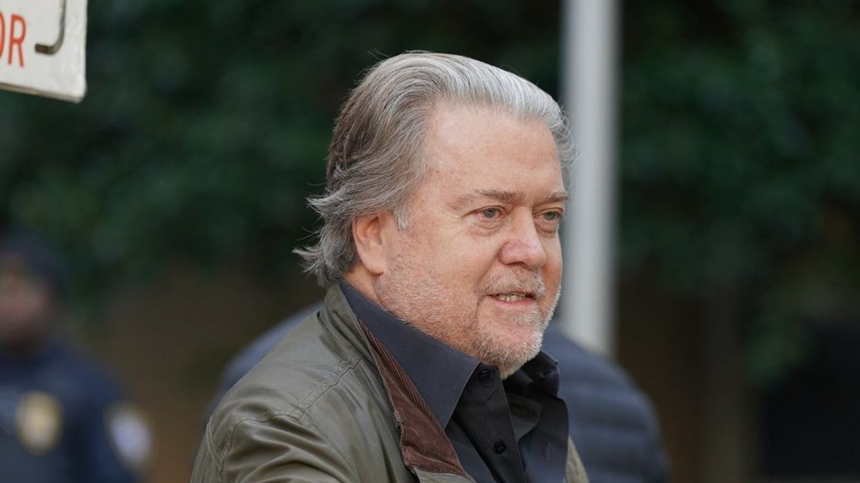 Steve Bannon slams 'oligarch' Murdoch and Fox News in CPAC speech for cutting Trump's 'newsworthy' speech