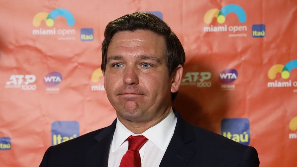 'God tier trolling': Twitter highly amused by DeSantis' selfie holding snowflake 'gift' that says 'fascist'