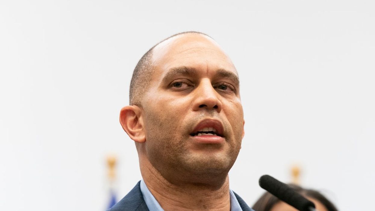 'Sacredly obligatory': Hakeem Jeffries says Mike Pence 'knows better' than to criticize Manhattan DA