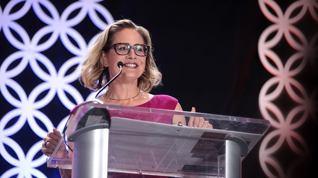 'Old dudes eating Jell-O': Sinema is 'belittling her Dem colleagues' in fundraising pitches to GOP donors