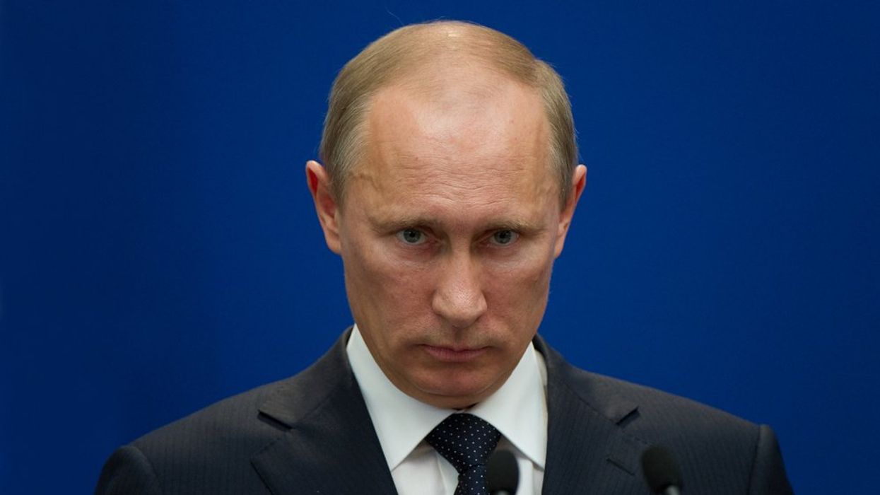 'Extremely dangerous escalation': Putin to station Russian nukes in Belarus