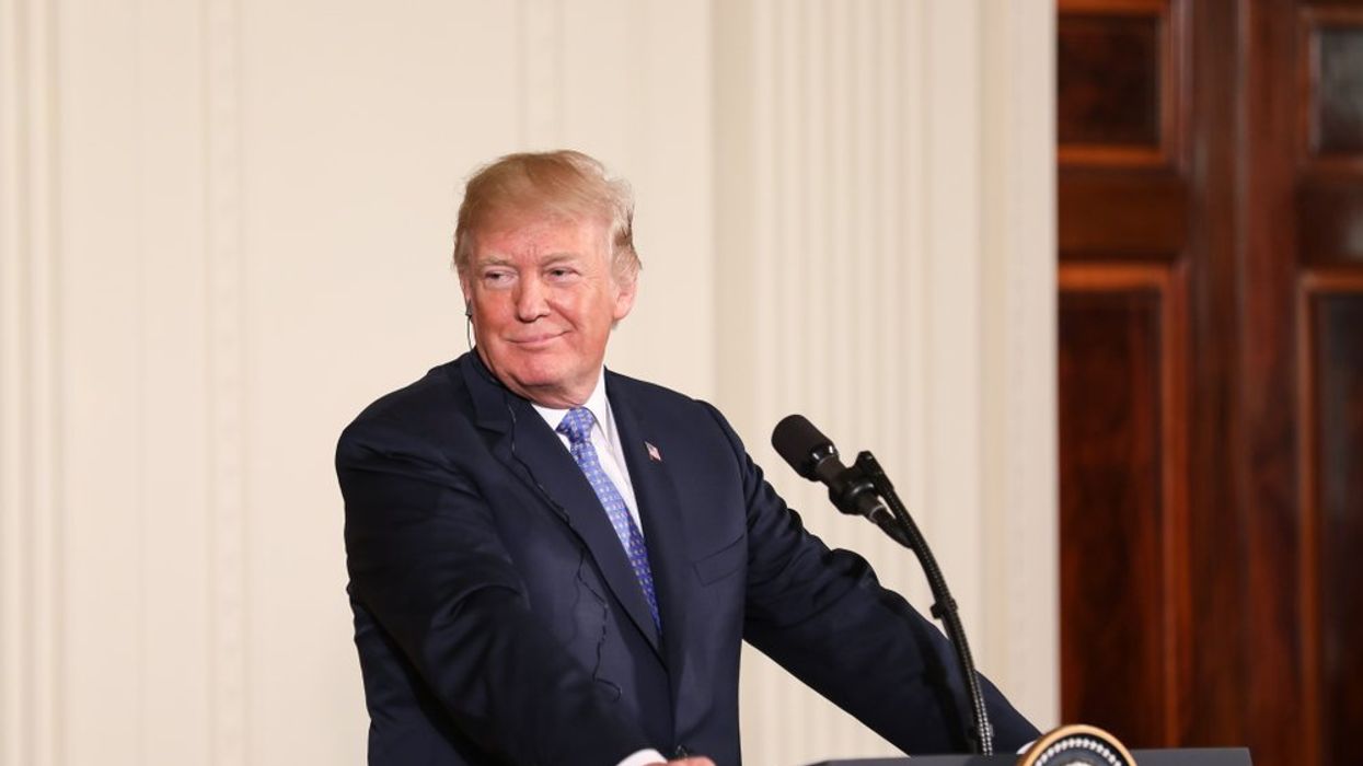 Analysts argue cameras in court would prevent Trump from 'misleading the public'