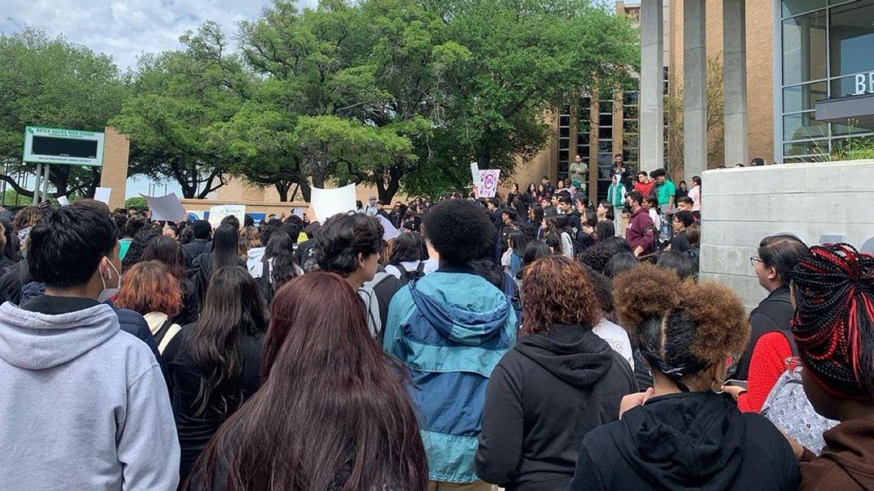 Students across the country walk out of school to protest gun violence