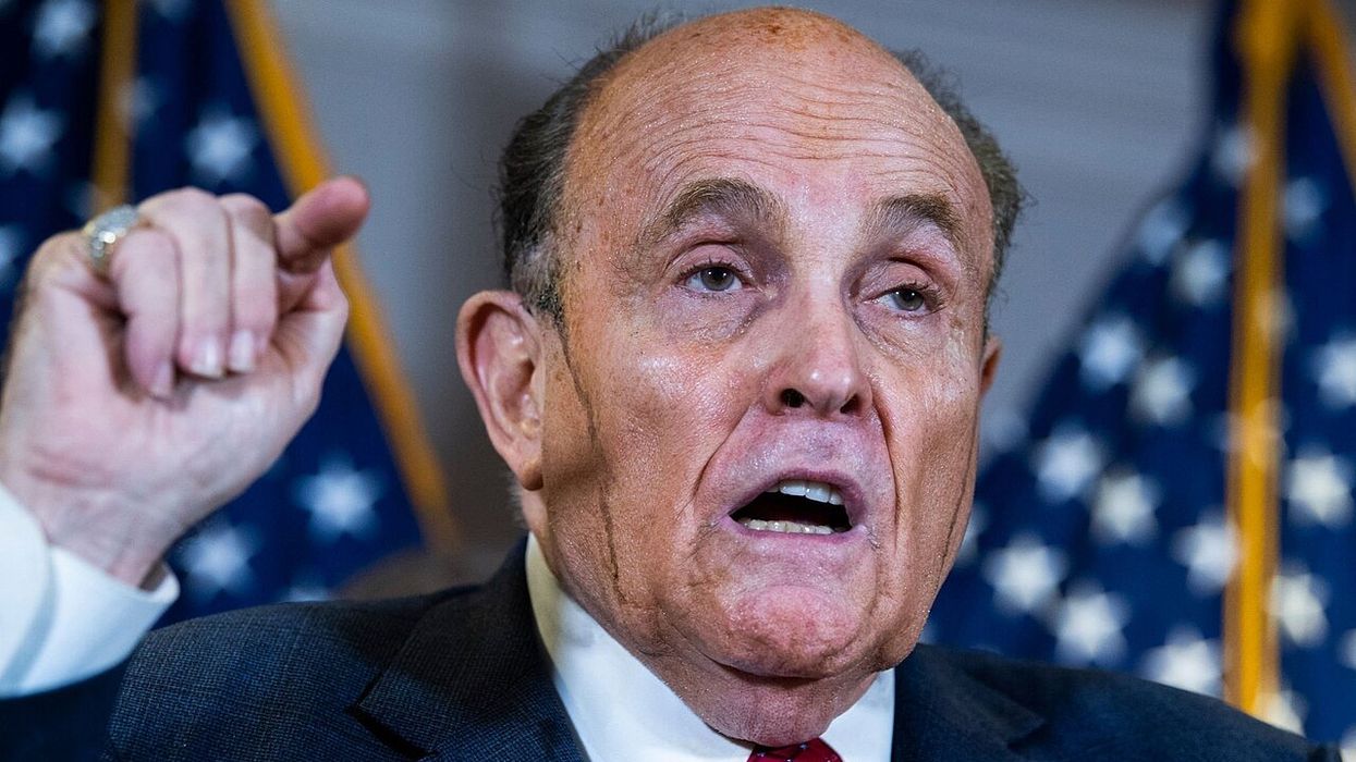 Journalist details 15 of the most damning allegations in sexual misconduct complaint against Giuliani