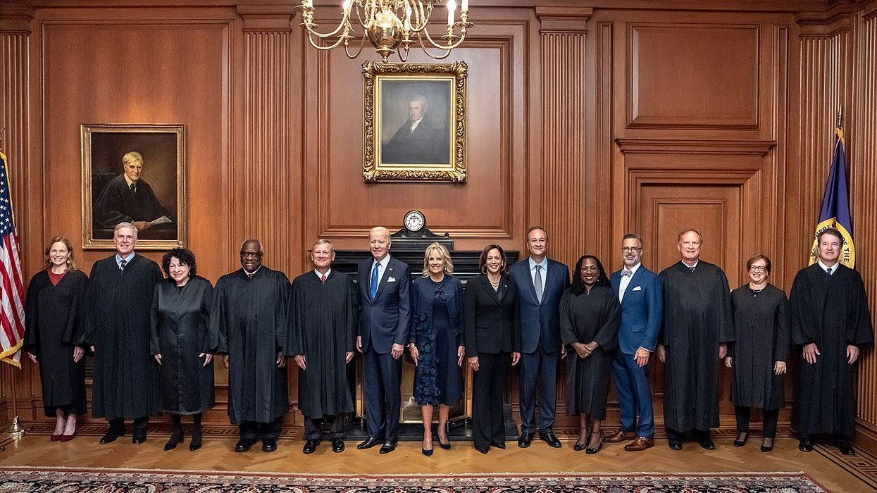 Jaws drop as Supreme Court — including Brett Kavanaugh — shoots down racist Alabama congressional map