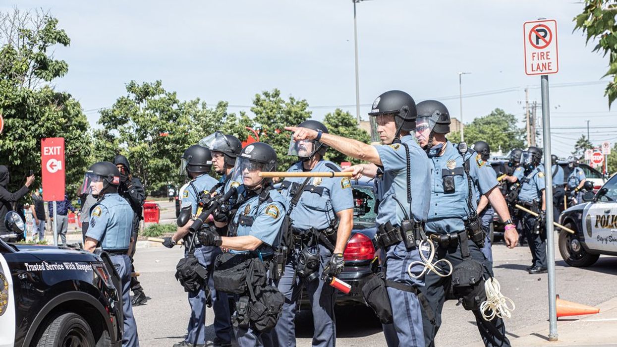 Minneapolis cop used excessive force even with a DOJ investigator watching: DOJ report