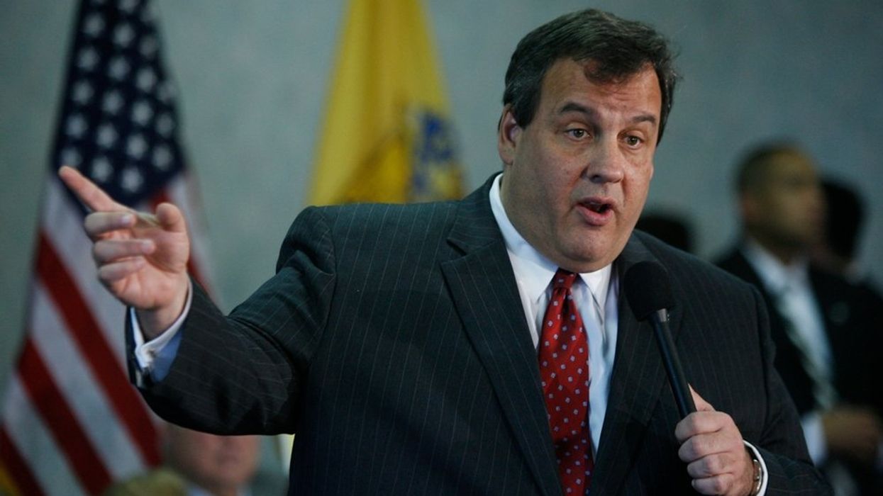 Chris Christie questions Trump’s 'mental health' following 'crazed lunatic' swipe