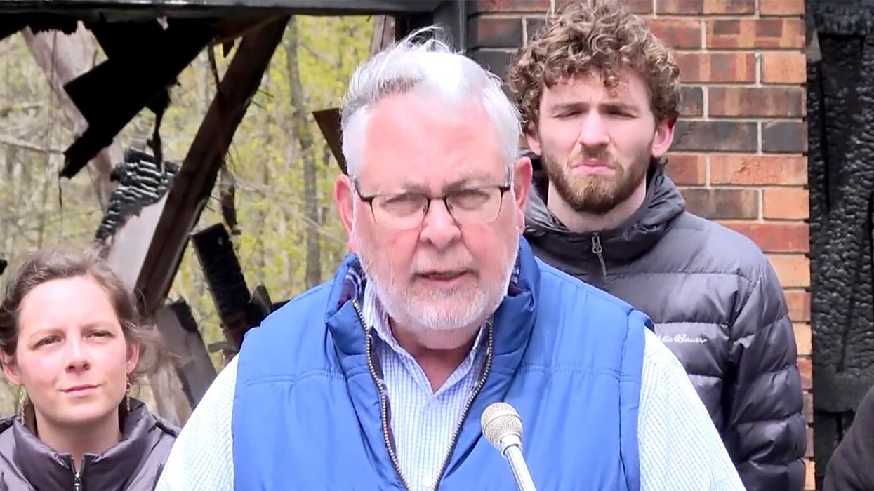 Michigan mayor faces calls to resign at city meeting as constituents sound off on fake elector scheme