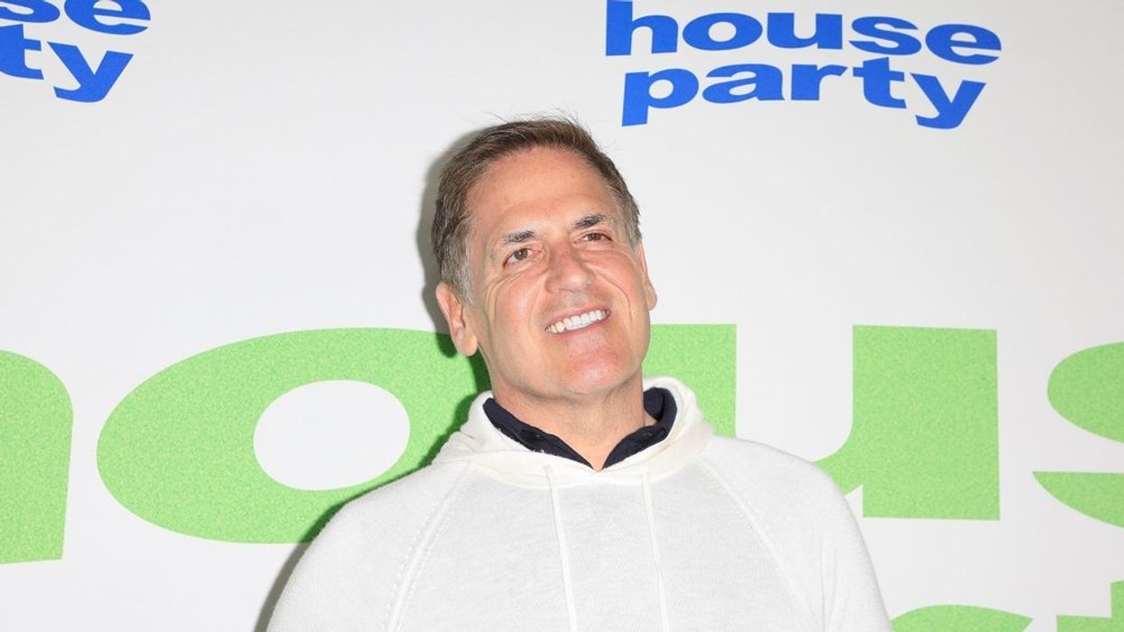 'Why so much hate from you?' Mark Cuban smacks down Stephen Miller, twice