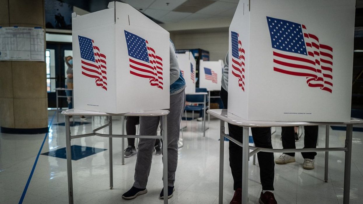 'Trainwreck': A new state law has 'Arizona’s election officials waving red flags'