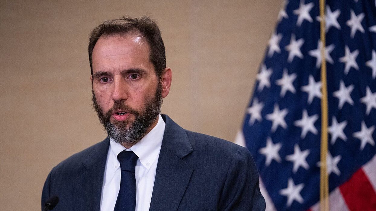 Jack Smith’s team urges federal judge to stick with Trump’s March 2024 trial date