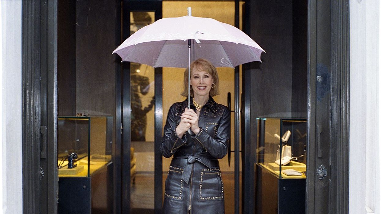 Trump is desperately trying to block this expert witness in E. Jean Carroll case