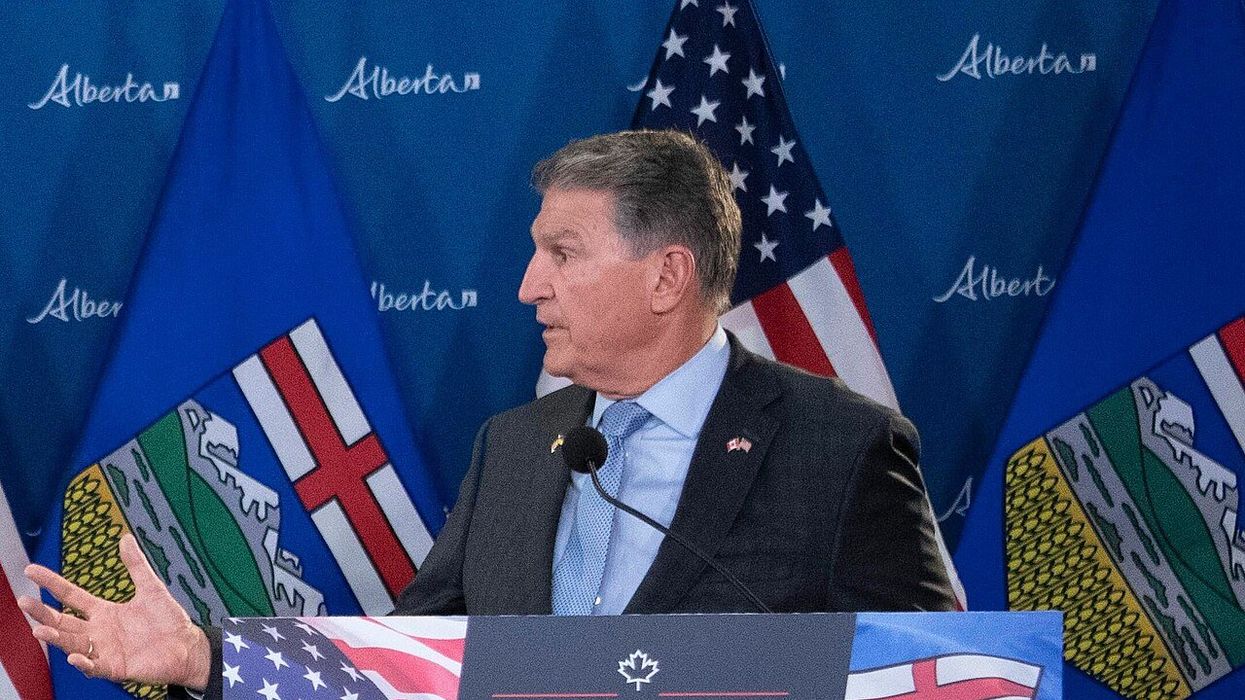 Manchin slams MAGA Republicans for tanking bipartisan border deal: 'Politics rears its ugly head'