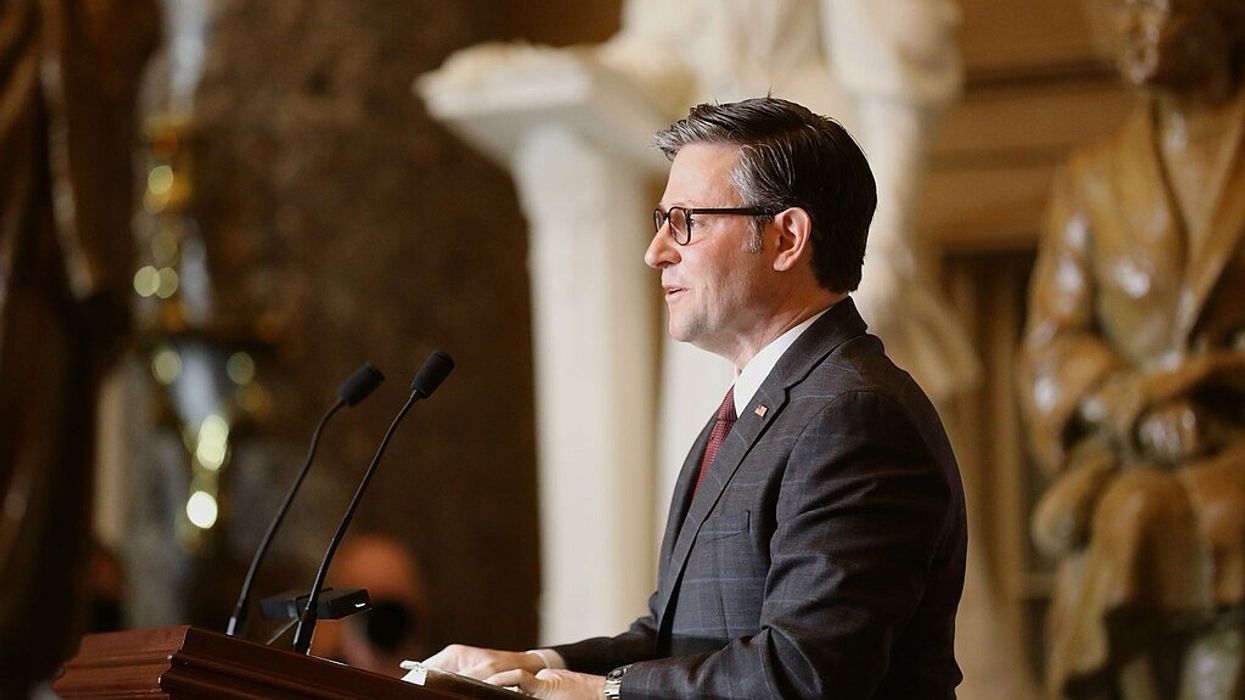 Democrats’ drive to kill Speaker Johnson’s Ukraine aid blockade nearing critical mass