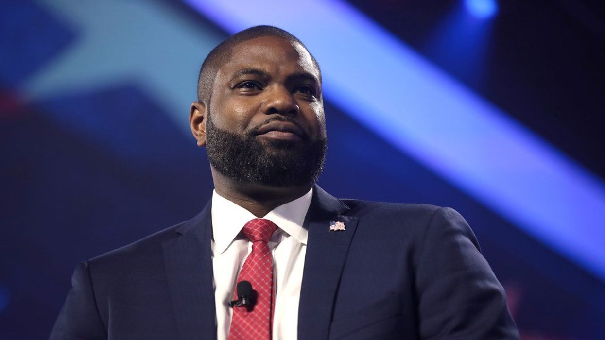 'He told you guys to kill a border deal': Fox News host schools Byron Donalds on Trump
