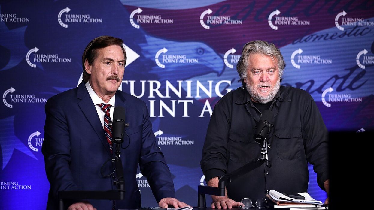 Steve Bannon’s massive unpaid legal bills have him 'trapped in a precarious position'