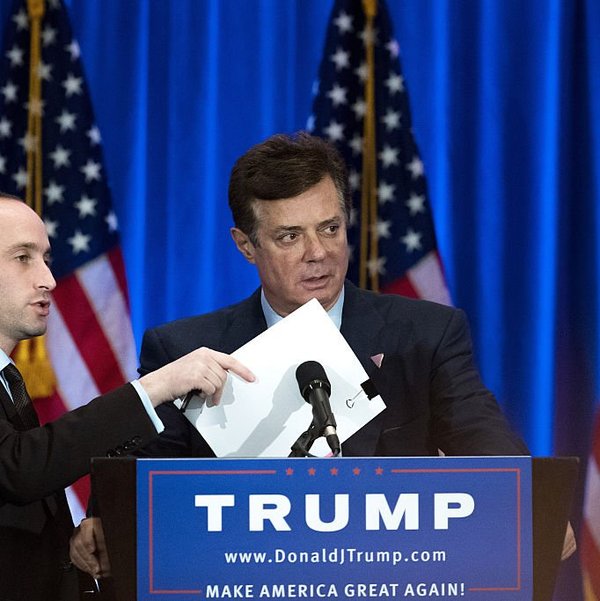 Rachel Maddow: 'I wonder why today of all days is the day we learn that Paul Manafort is coming back'