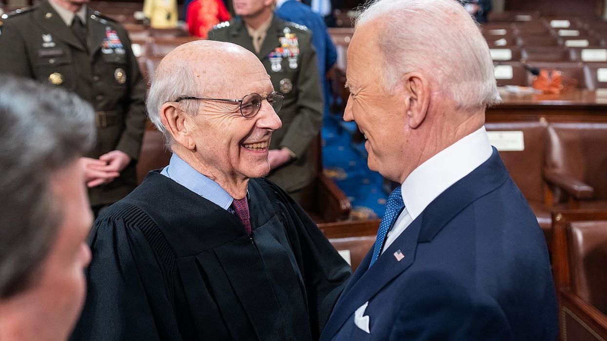 Former Supreme Court justice warns obsessive 'textualism' will 'turn law into chaos'