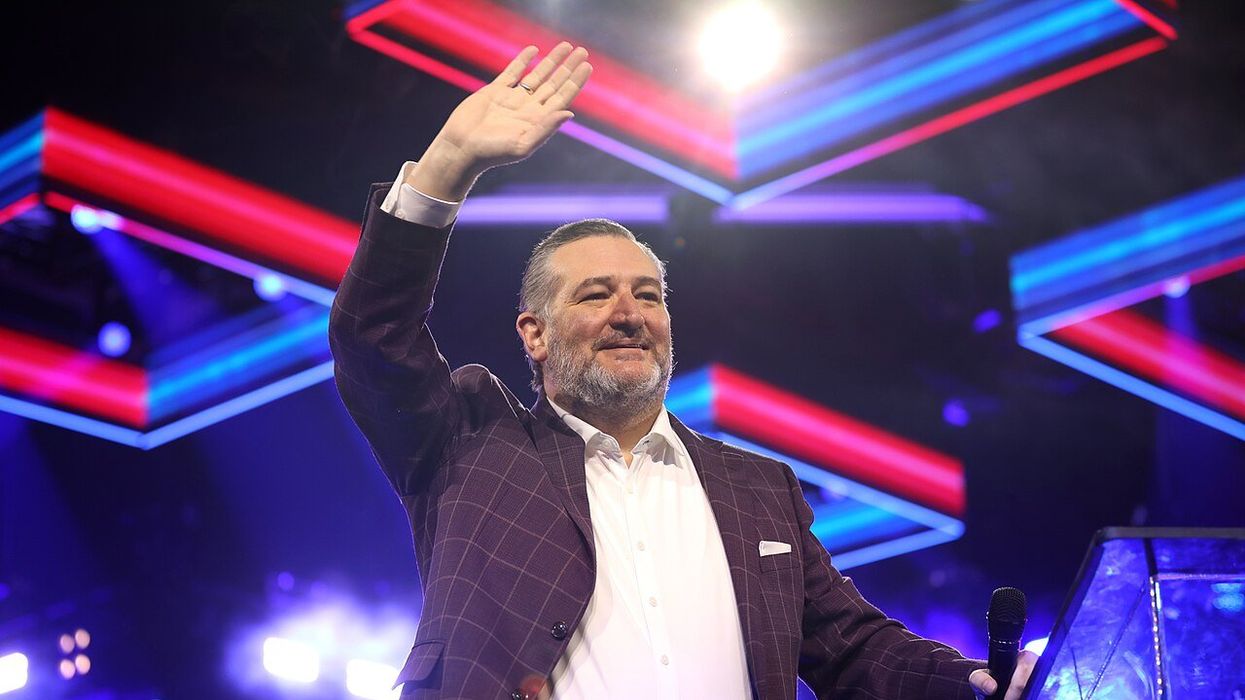 Ted Cruz begs and pleads for donations as Dem challenger’s campaign heats up