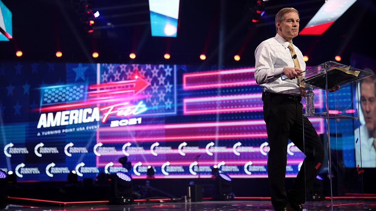 Trump allies hope to use new spy powers debate to their political advantage: report