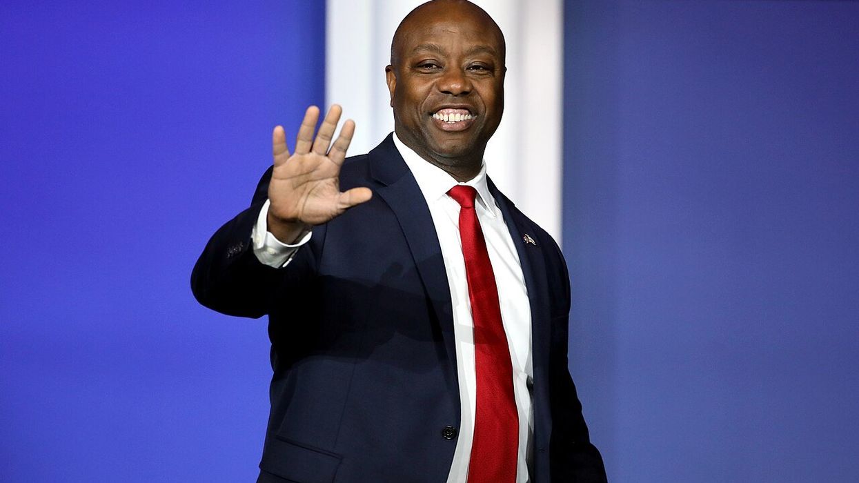 Republicans quietly roll out bill to let banks gouge customers with higher overdraft fees