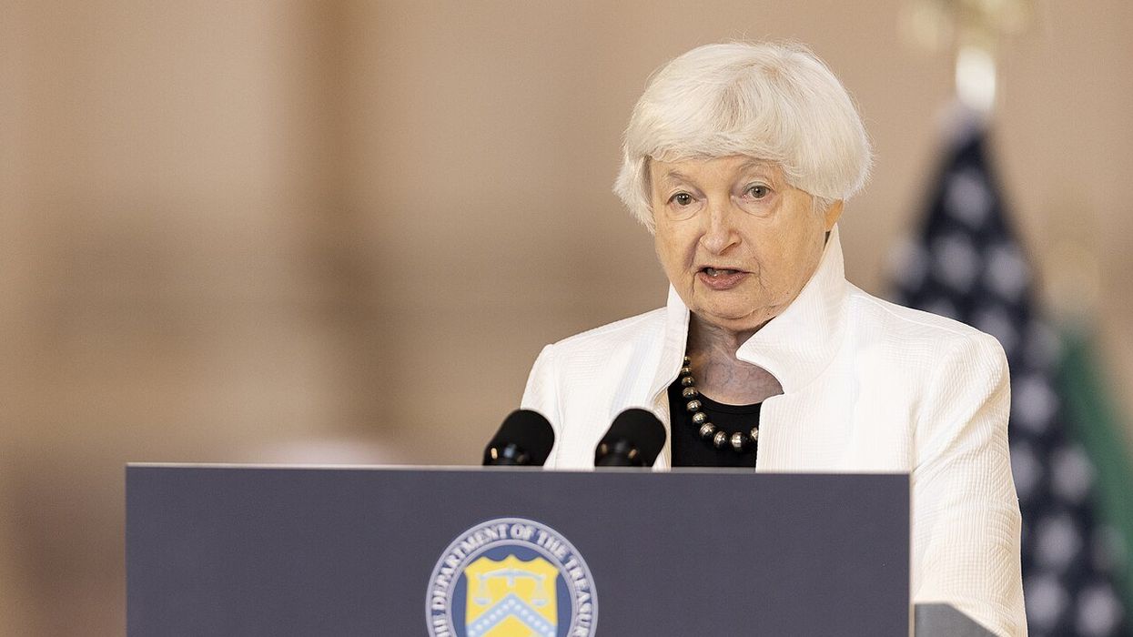 'Ultra-wealthy pay what they owe': Push to close 'major tax loophole' could raise more than $50 billion