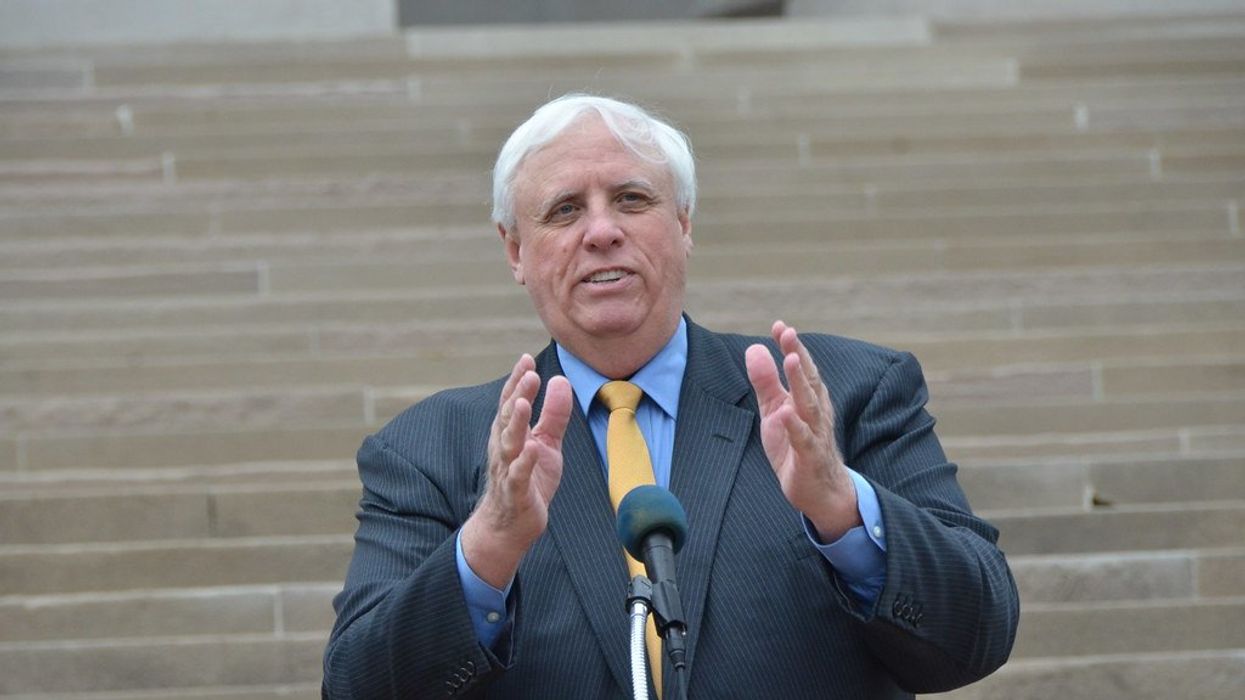 GOP governor blames 'Democrat machine' after bank forecloses on his luxury hotel
