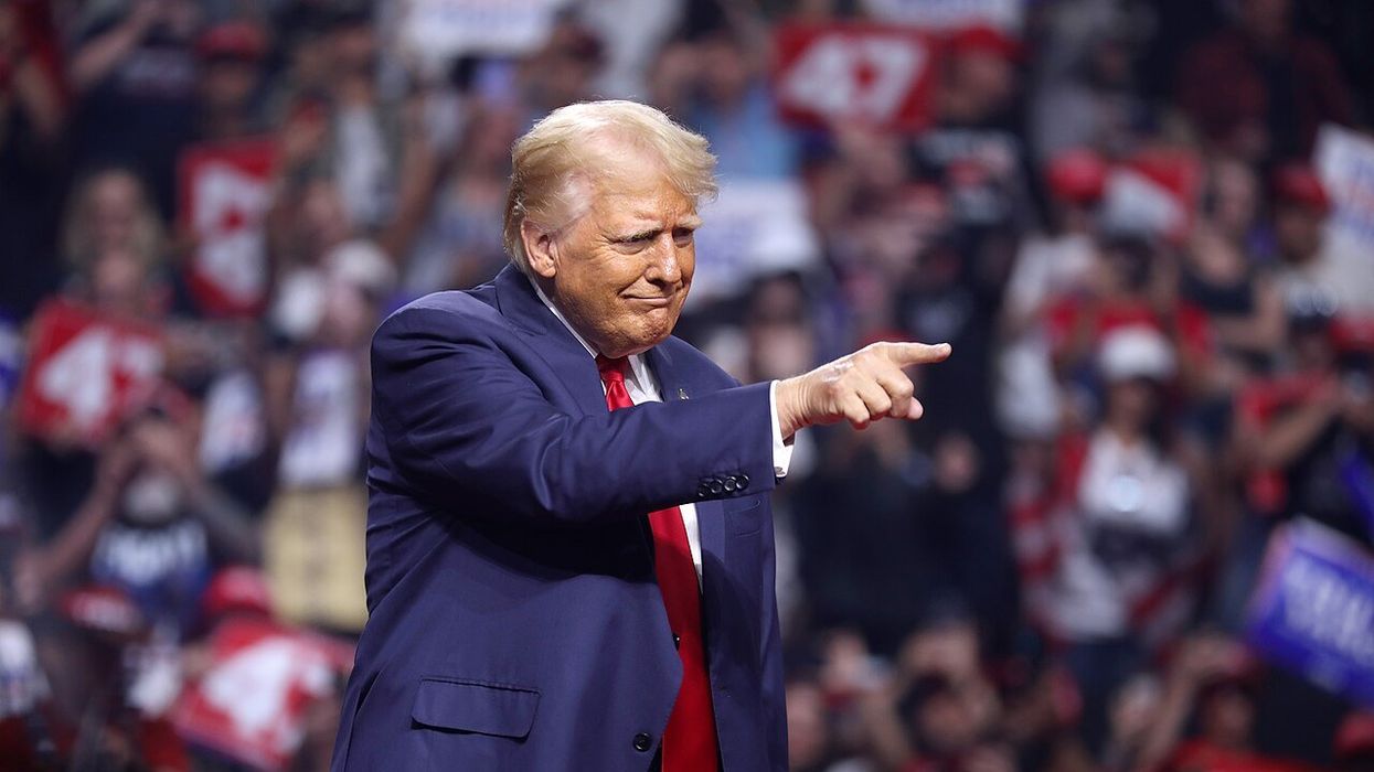 'Extreme strain on our resources': Springfield’s GOP mayor asks Trump to stay away after bomb threats