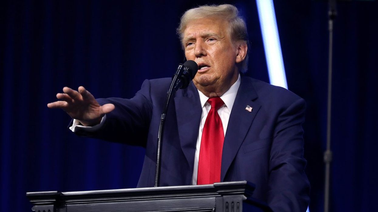 'Wow this is odd': Reporter says Trump Team is weirded out by 'guest that wouldn't leave'