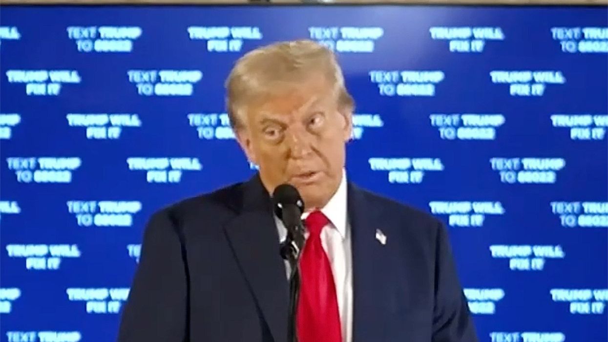 'Just an outright lie': CNN anchor cuts Trump mic for epic fact check