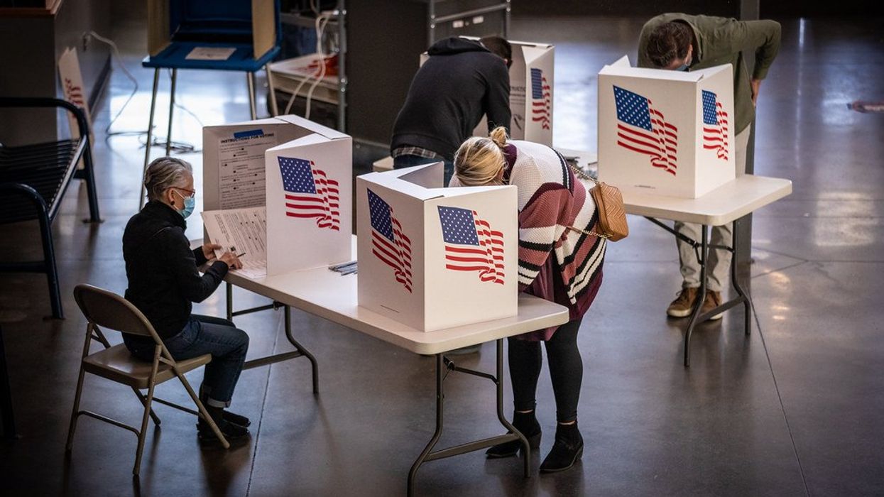 'Silver surge': Report calls out 'warning sign' for GOP in major battleground state