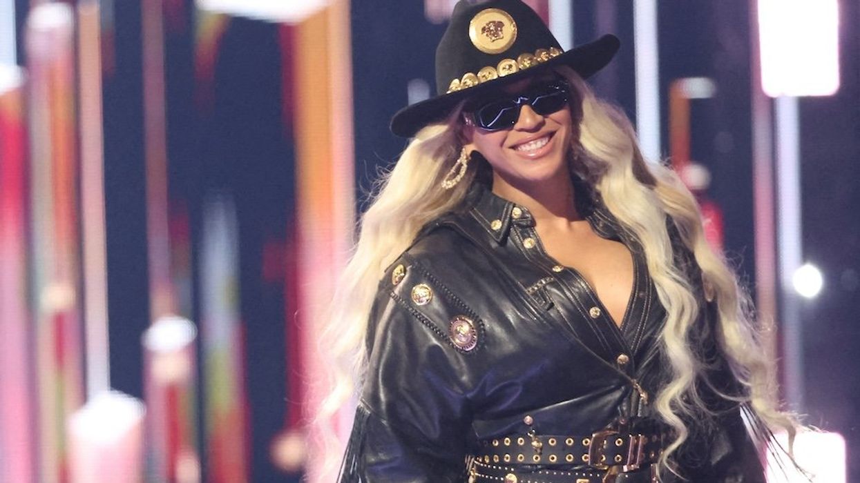 Harris wasted money on ads, not Beyoncé