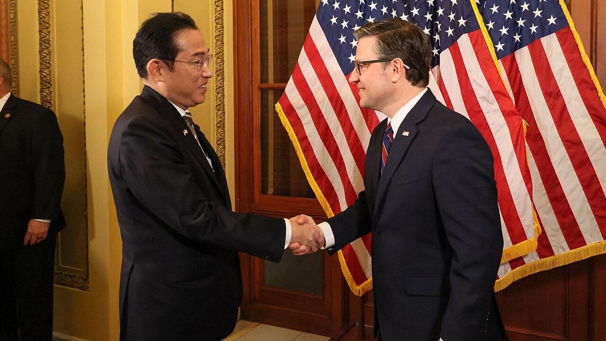 Mike Johnson 'working the phones' in desperate last-ditch effort to keep his speakership: report