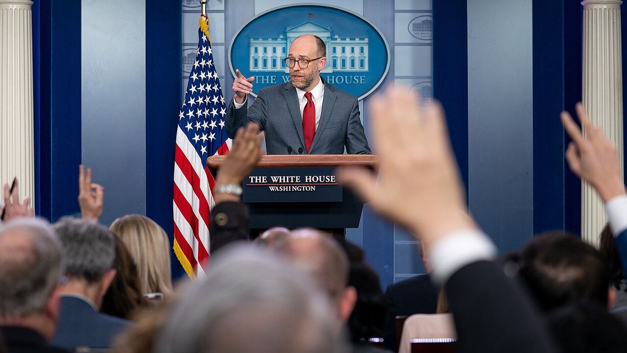 'Desperate pleas': Federal worker describes ways MAGA is making colleagues 'frustrated' and 'traumatized'