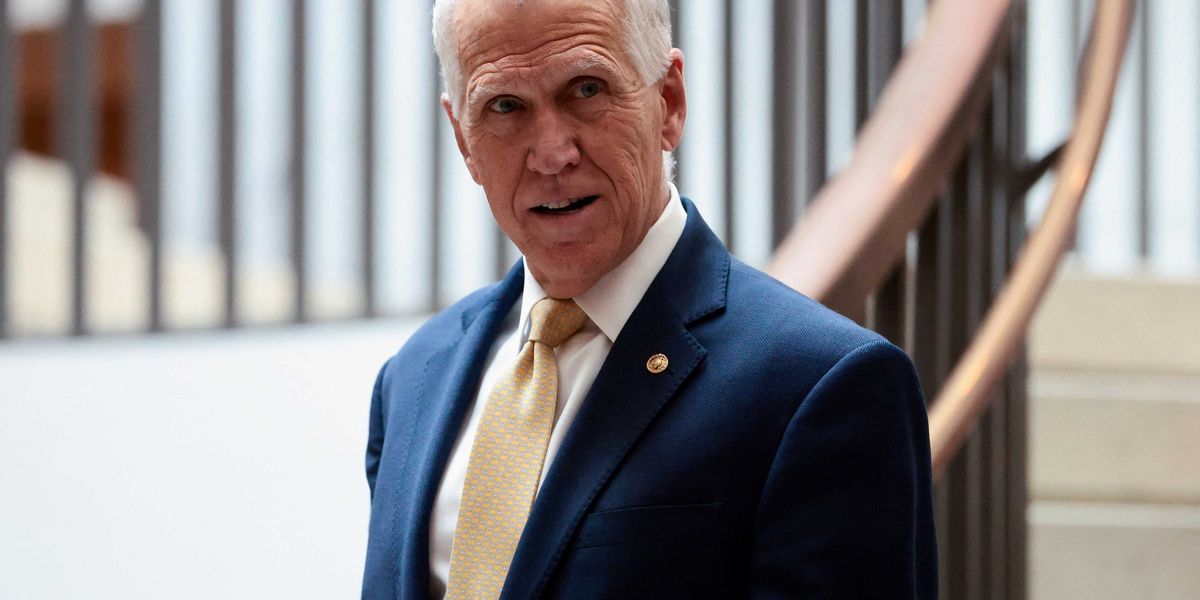 GOP senator blew off Epstein survivors after on-camera pledge to meet them