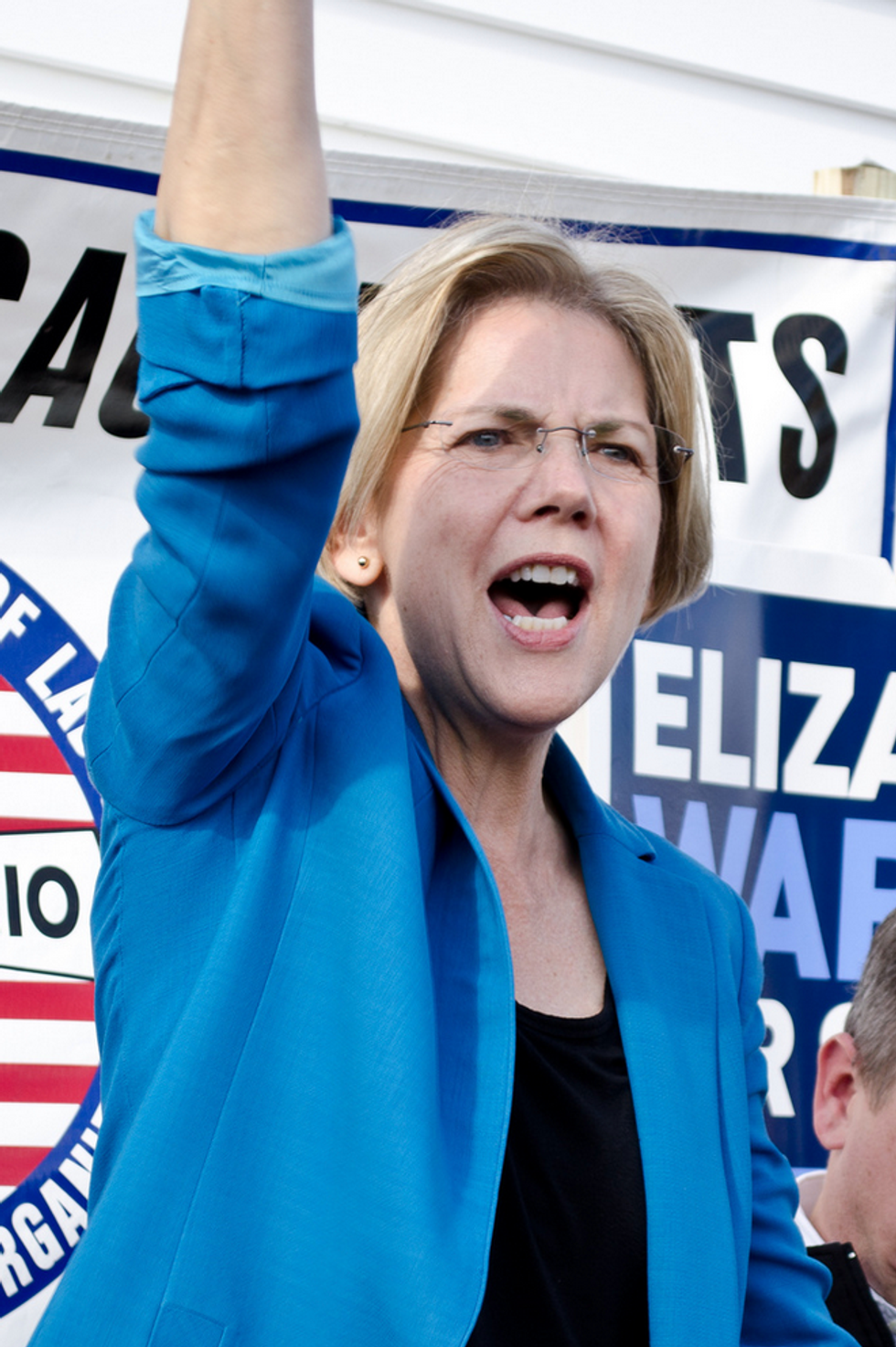 Two Native American Geneticists Explain the Outrage Over Elizabeth Warren’s DNA Test