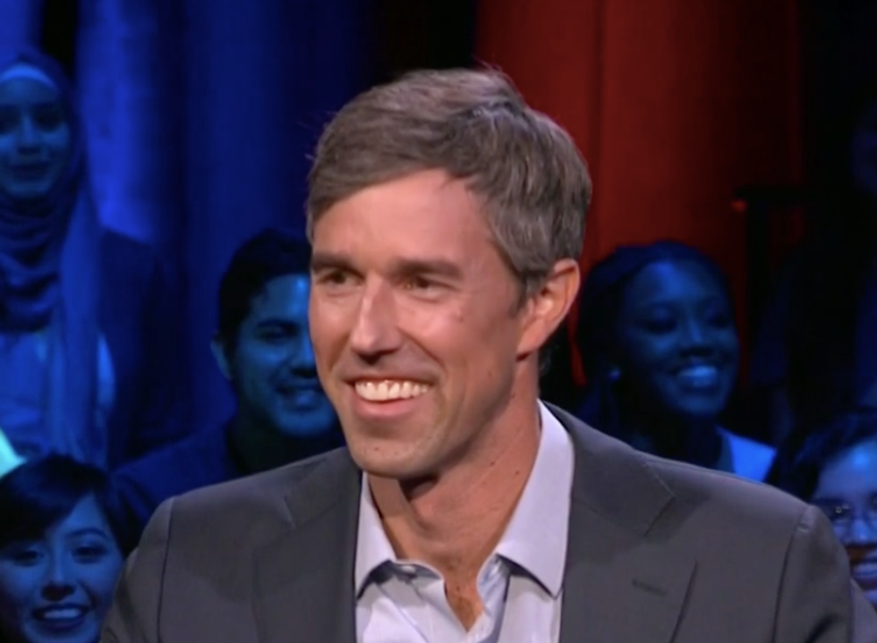 Beto O'Rourke Just Delivered the Perfect Rebuttal to Trump's 'Ridiculous' Effort to Militarize the Border