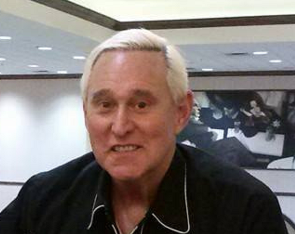 'FBI, open the door!': Watch dramatic video of FBI early morning arrest of Trump associate Roger Stone in Florida