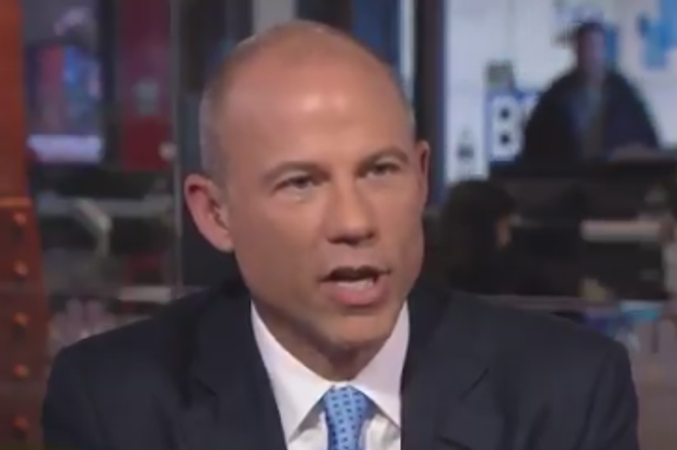 'A Never-Ending Bucket of Lies': Michael Avenatti Rips Sarah Sanders for Claiming Victory in 'Bogus' Arbitration