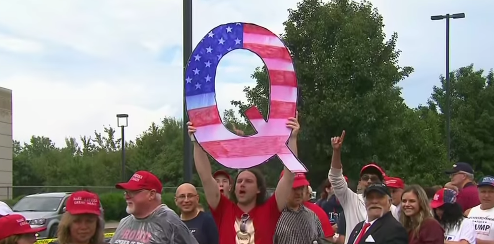 Libertarian journalist explains the links between QAnon and fundamentalist Christianity